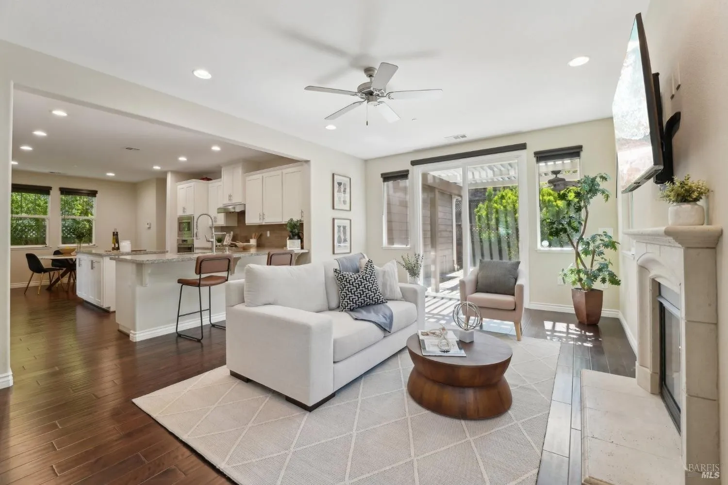 1619 Hill Rd, Novato, CA 94947 lead photo